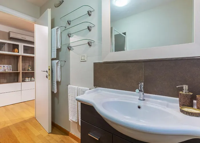 Guesthost - Nel Cuore Del Centro Storico Cozy * Bologna